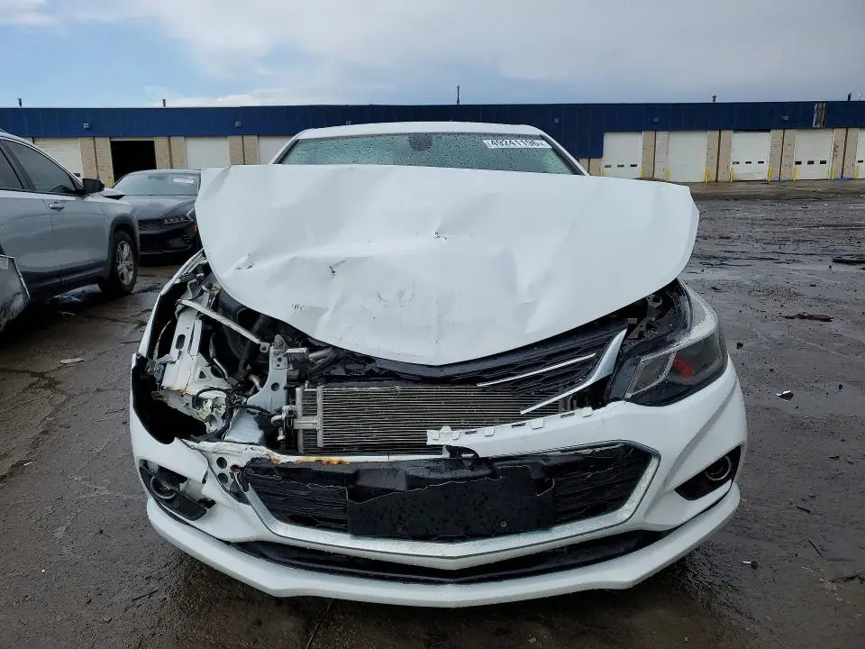 2016 CHEVROLET CRUZE LT  