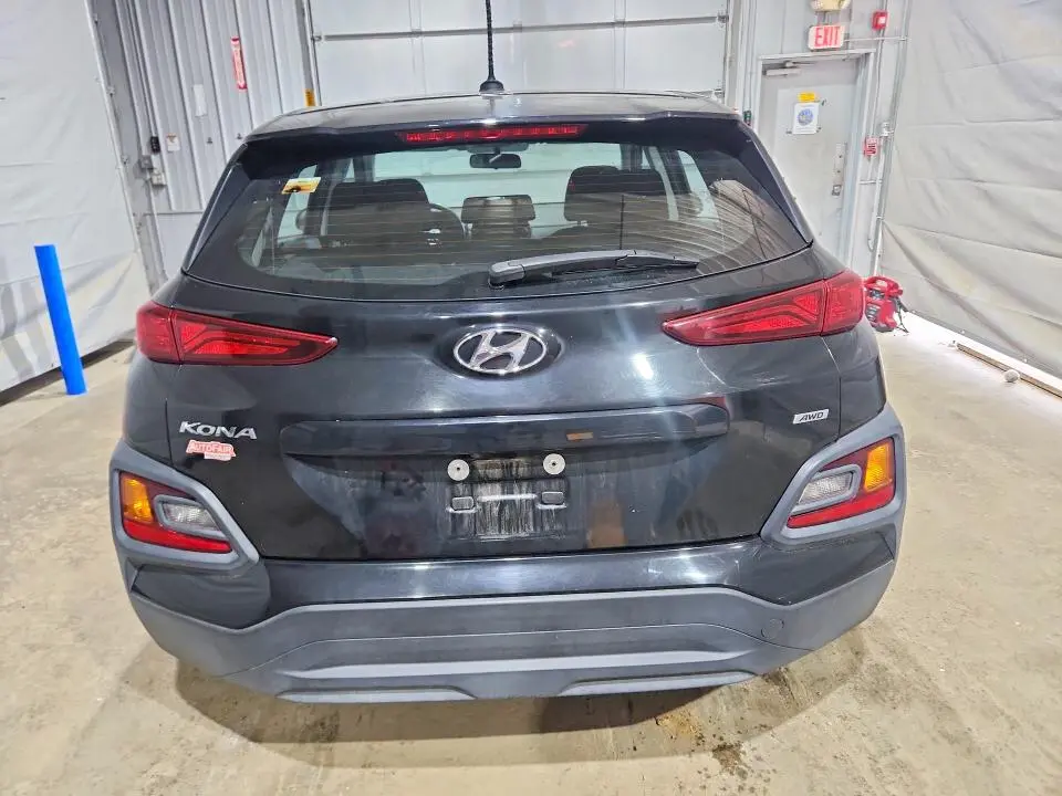 2018 HYUNDAI KONA SE  
