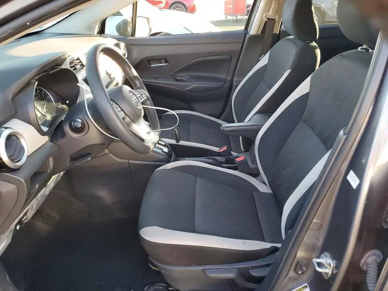 2020 NISSAN VERSA SV  