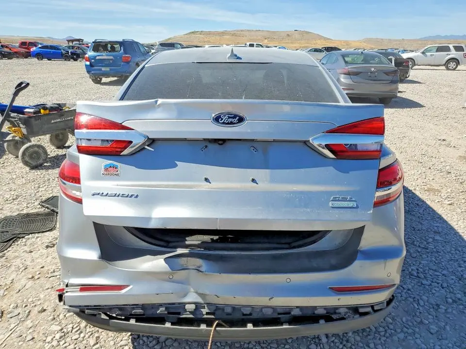 2020 FORD FUSION SEL  