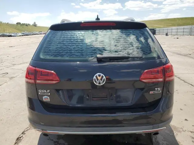 2017 VOLKSWAGEN GOLF ALLTRACK S  