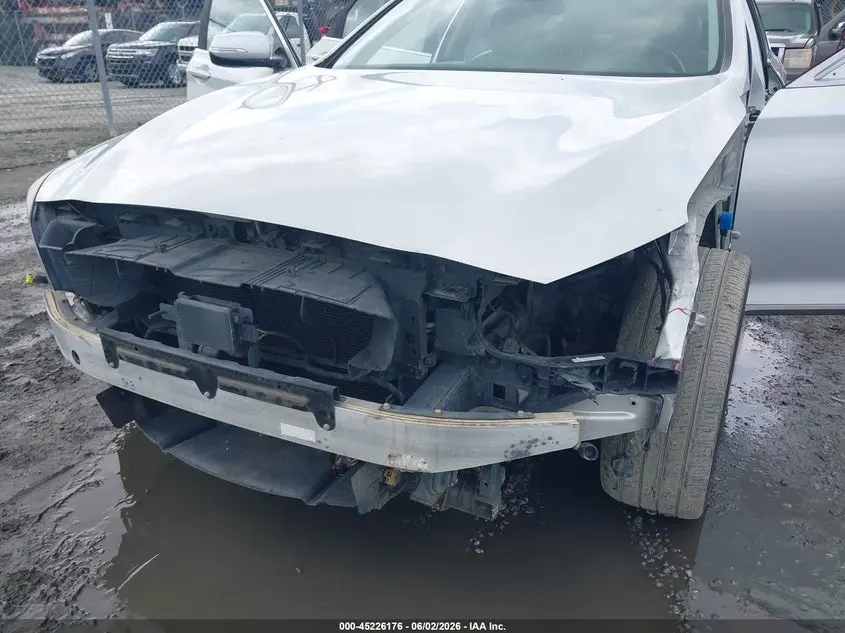 2015 HYUNDAI GENESIS 3.8
