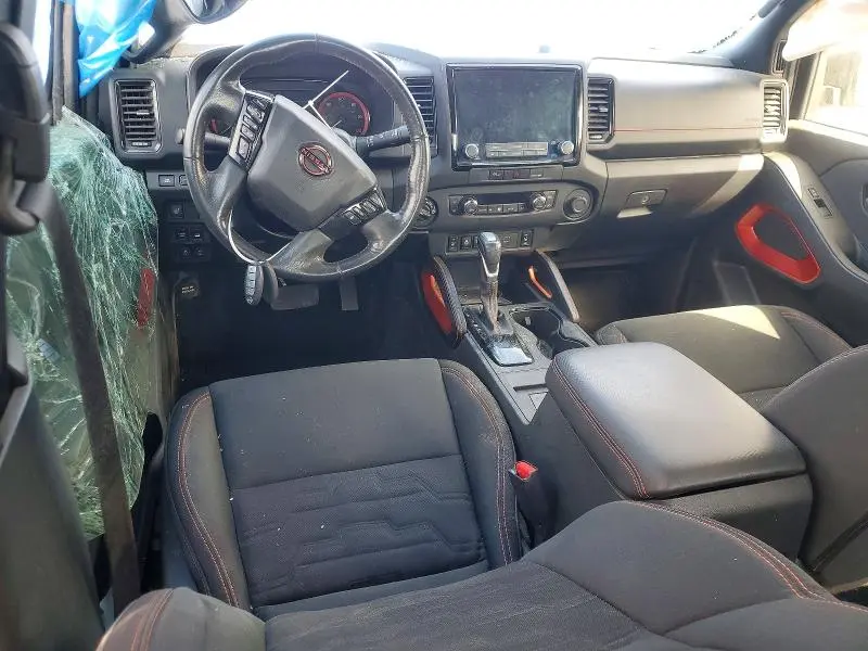 2024 NISSAN FRONTIER PRO-4X  