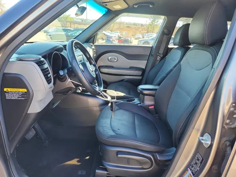2017 KIA SOUL +  
