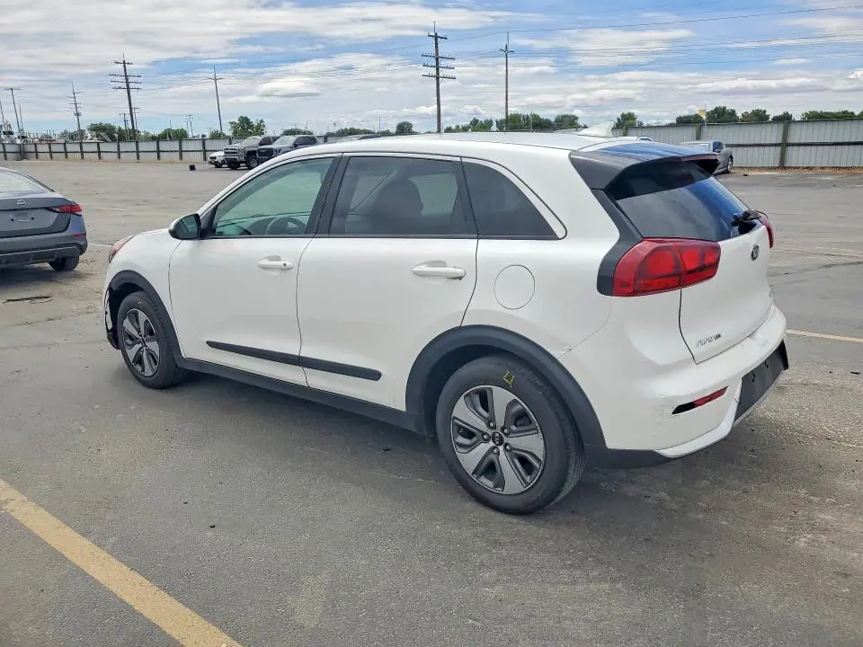 2017 KIA NIRO FE  
