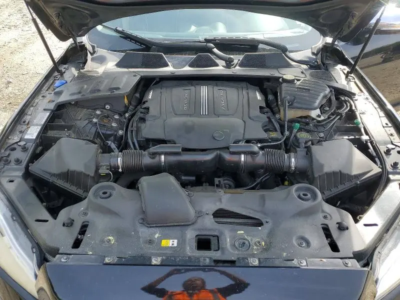 2015 JAGUAR XJ   