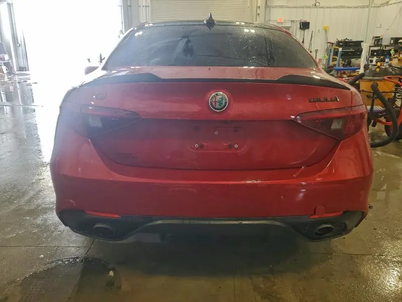 2017 ALFA ROMEO GIULIA TI Q4  
