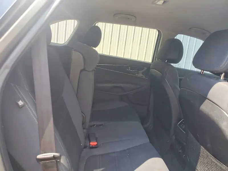 2016 KIA SORENTO LX V6  