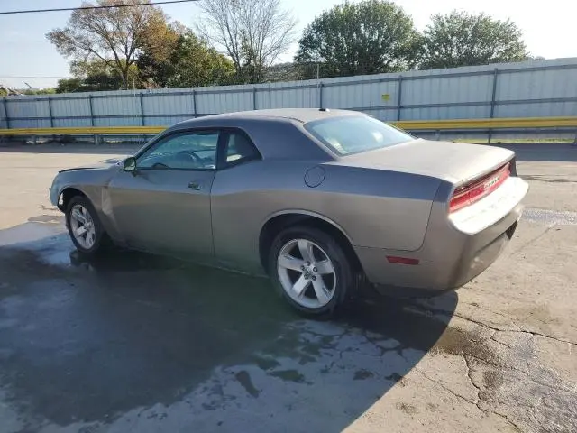 2010 DODGE CHALLENGER SE  