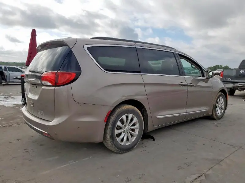 2017 CHRYSLER PACIFICA TOURING L  