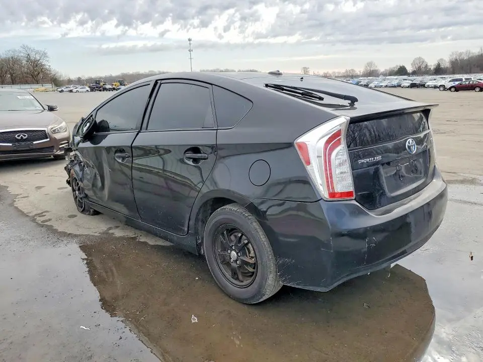 2013 TOYOTA PRIUS THREE  