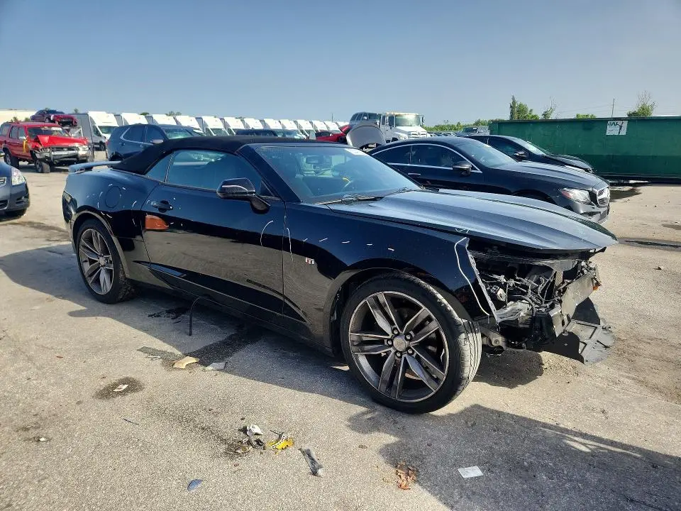 2017 CHEVROLET CAMARO LT  