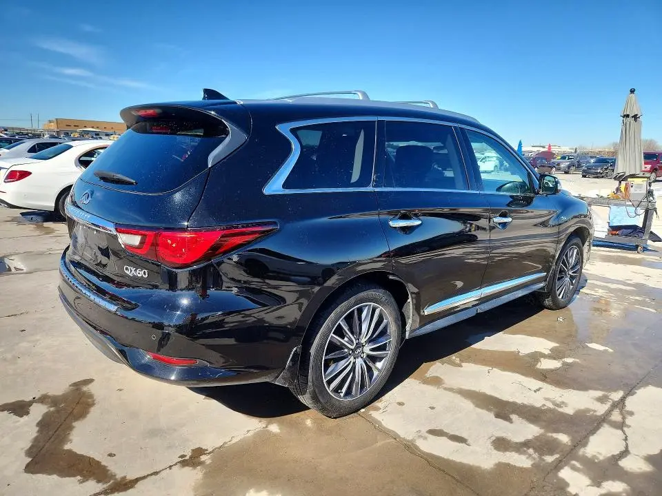 2019 INFINITI QX60 LUXE  