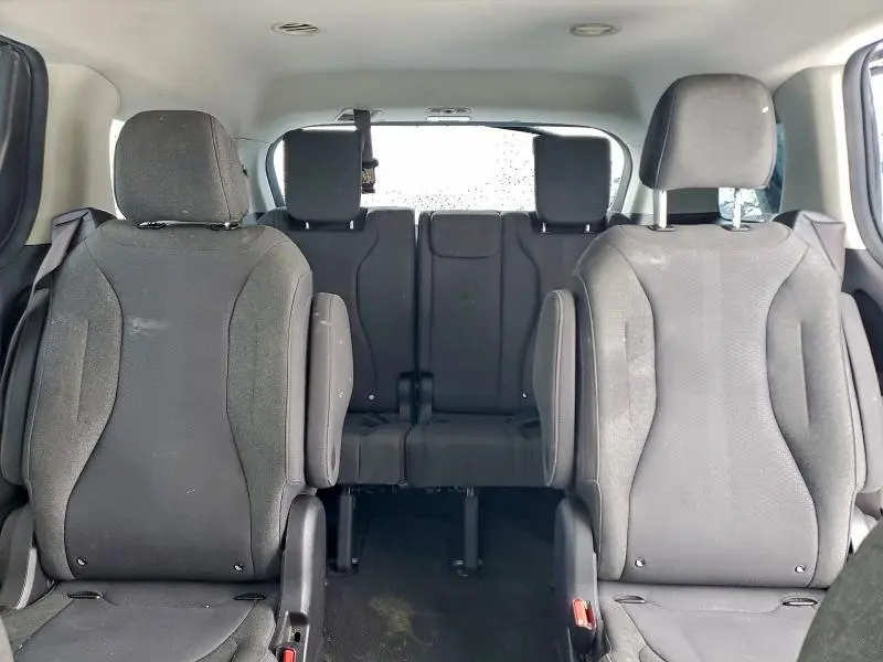 2022 KIA CARNIVAL LX  