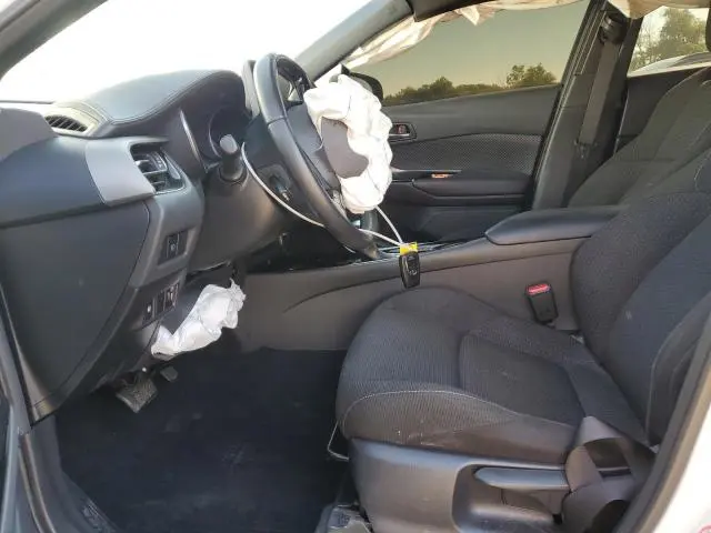 2019 TOYOTA C-HR XLE  