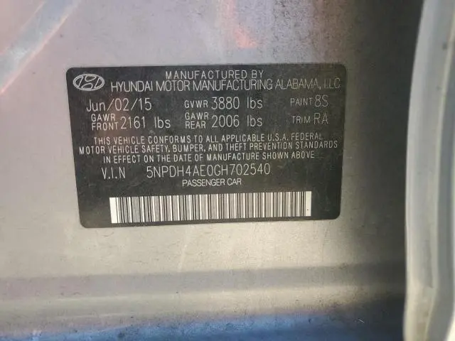 2016 HYUNDAI ELANTRA SE  