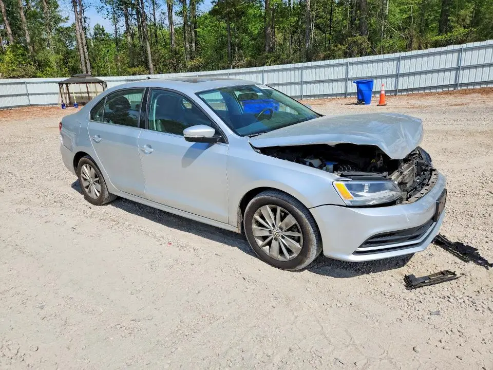 2015 VOLKSWAGEN JETTA TDI  