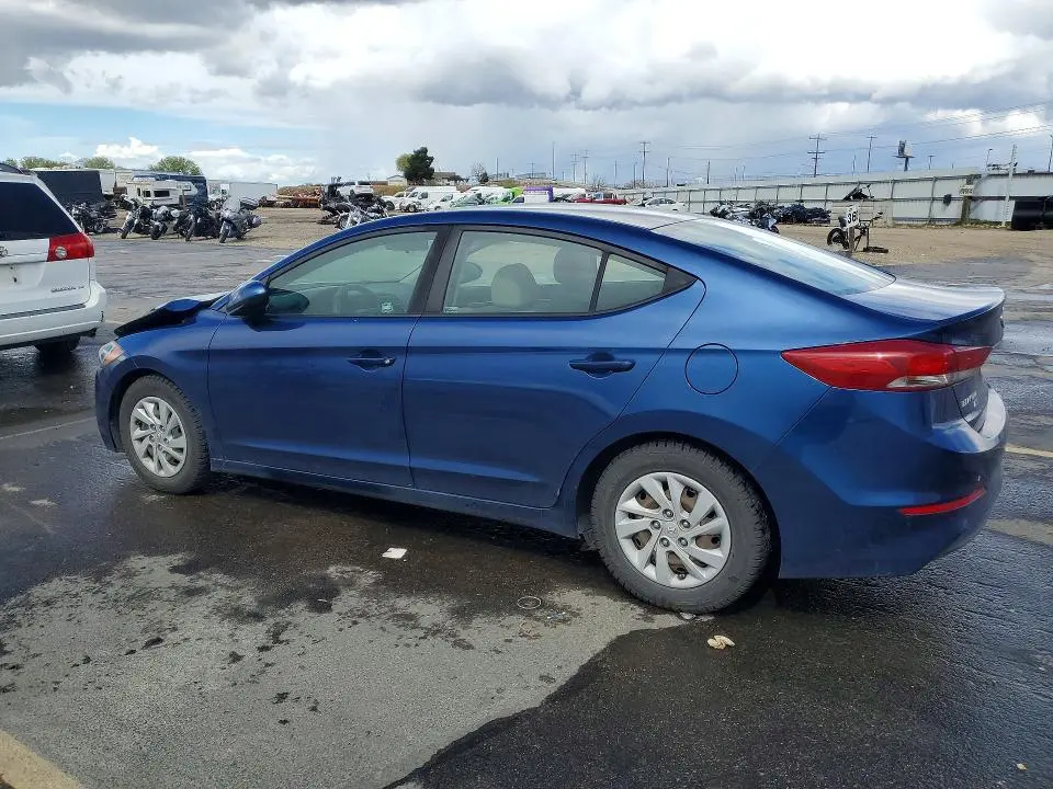 2018 HYUNDAI ELANTRA SE  