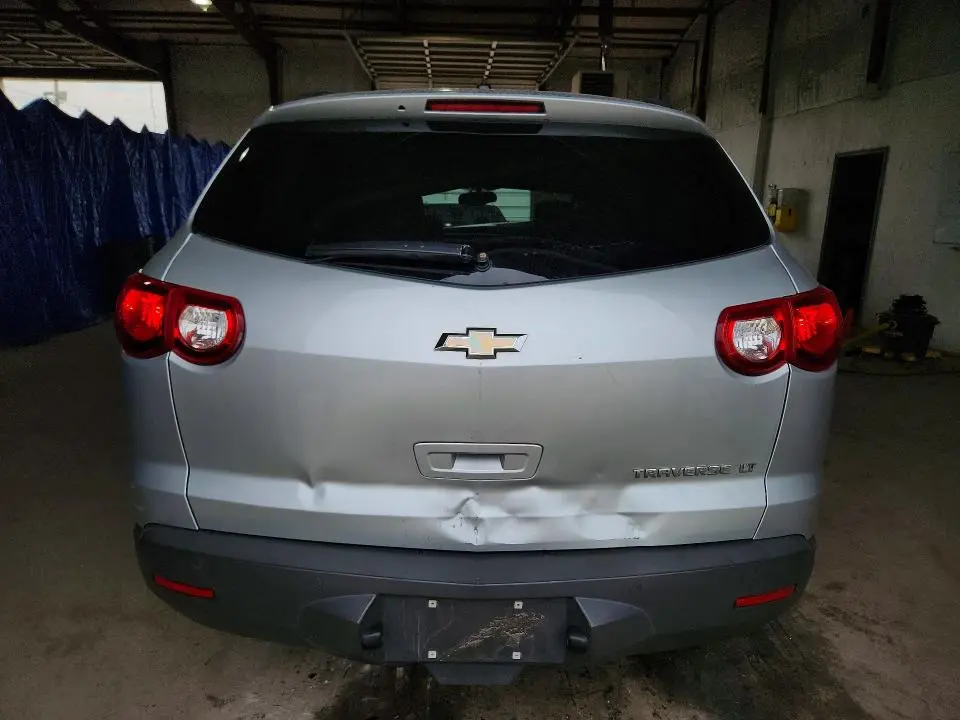 2012 CHEVROLET TRAVERSE LT  