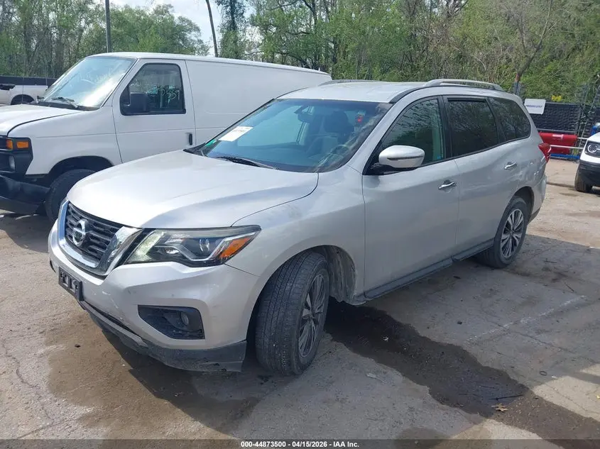 2017 NISSAN PATHFINDER SV