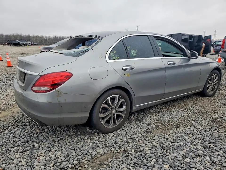 2015 MERCEDES-BENZ C 300  
