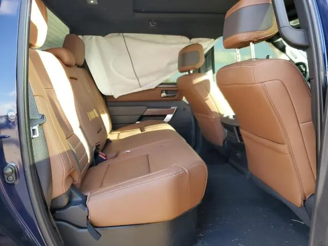 2024 TOYOTA TUNDRA CREWMAX PLATINUM  