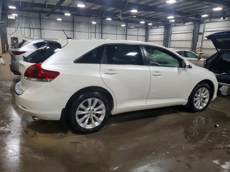 2013 TOYOTA VENZA LE  