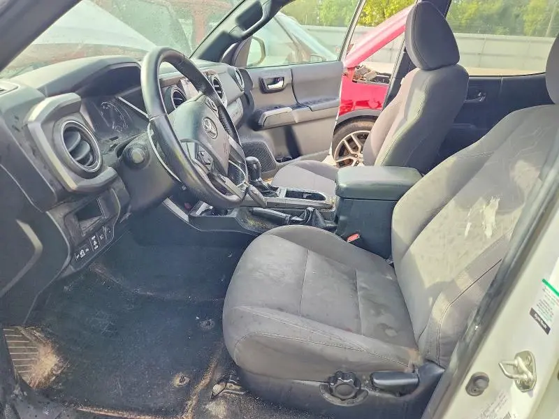 2019 TOYOTA TACOMA SR5 V6  