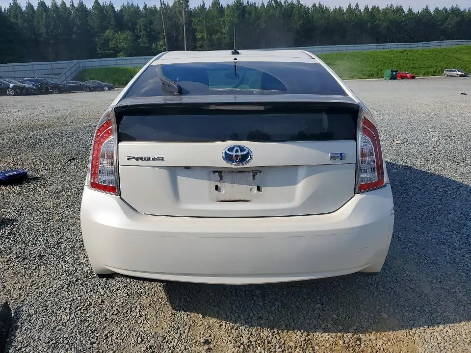 2015 TOYOTA PRIUS FIVE  