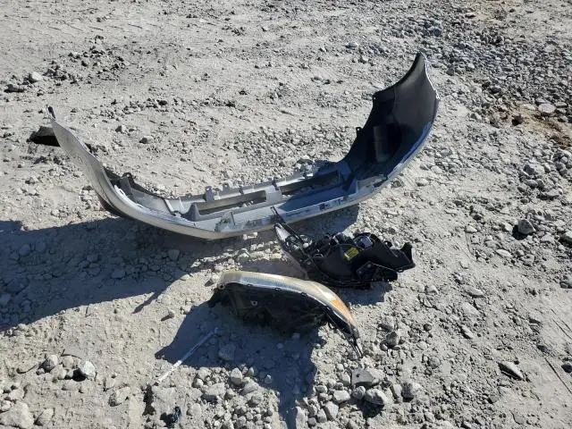 2010 SUBARU FORESTER XS  