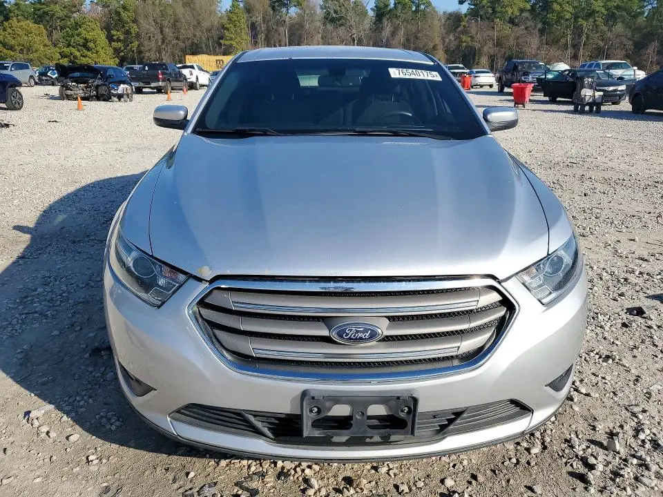 2016 FORD TAURUS SEL  