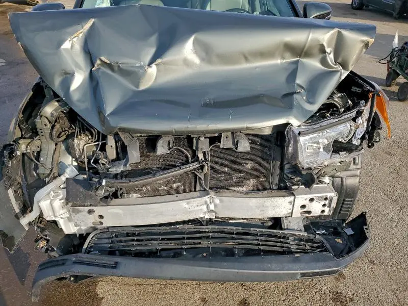 2015 TOYOTA HIGHLANDER LE  