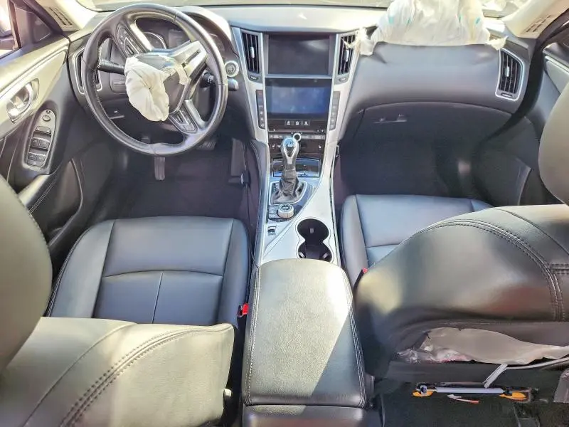 2021 INFINITI Q50 LUXE  