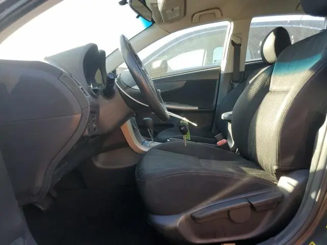 2013 TOYOTA COROLLA BASE  