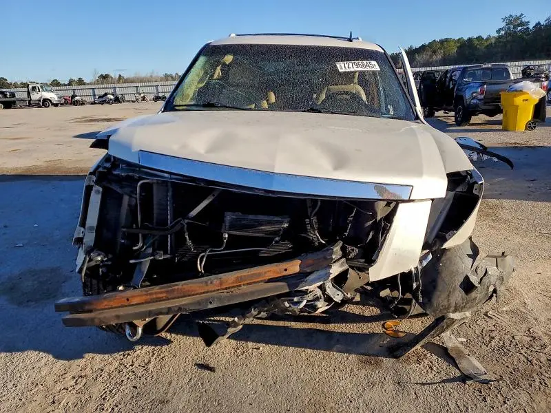 2011 CADILLAC ESCALADE LUXURY  