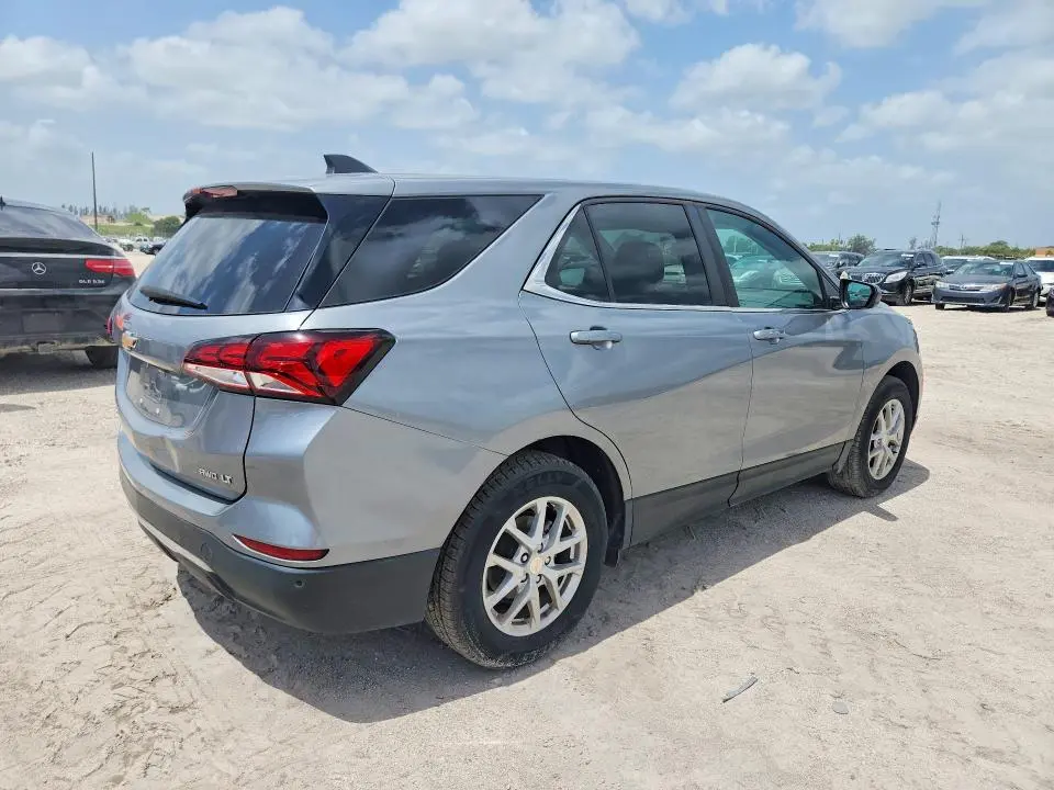 2023 CHEVROLET EQUINOX LT  