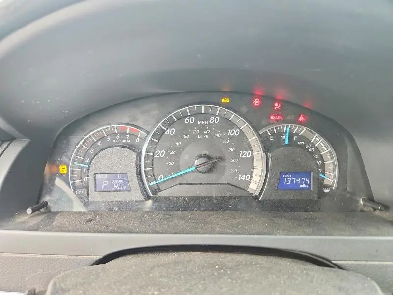 2012 TOYOTA CAMRY SE  