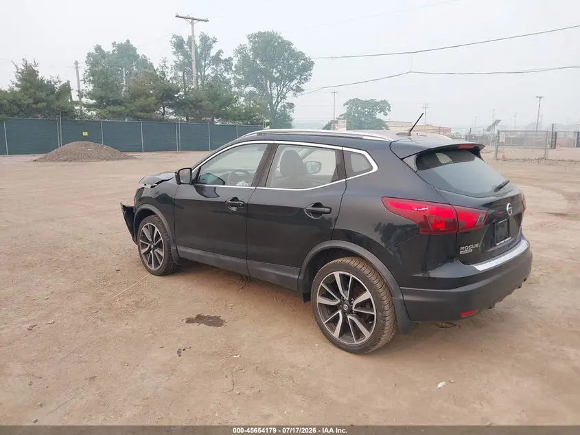 2018 NISSAN ROGUE SPORT SL