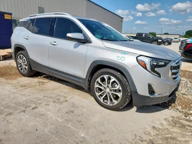 2020 GMC TERRAIN SLT  