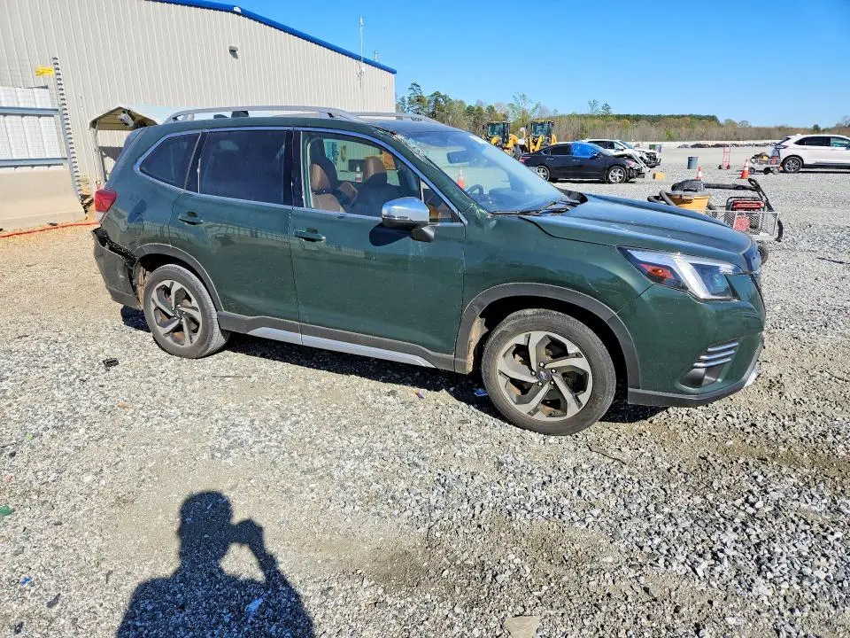 2023 SUBARU FORESTER TOURING  