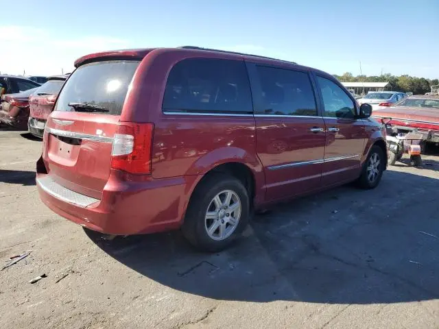 2011 CHRYSLER TOWN & COUNTRY TOURING  