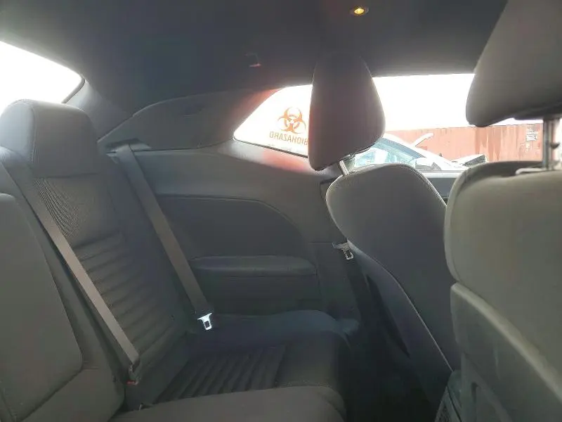 2013 DODGE CHALLENGER SXT  