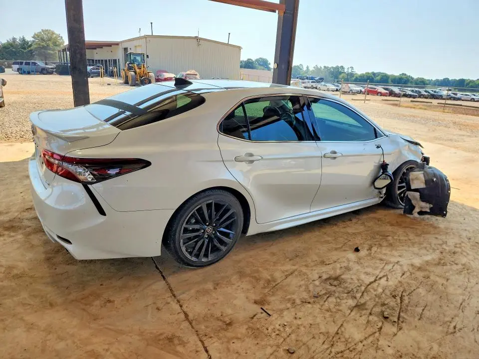 2023 TOYOTA CAMRY XSE  
