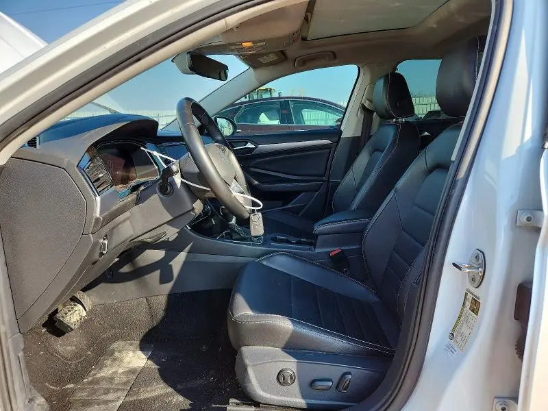 2022 VOLKSWAGEN JETTA SE  