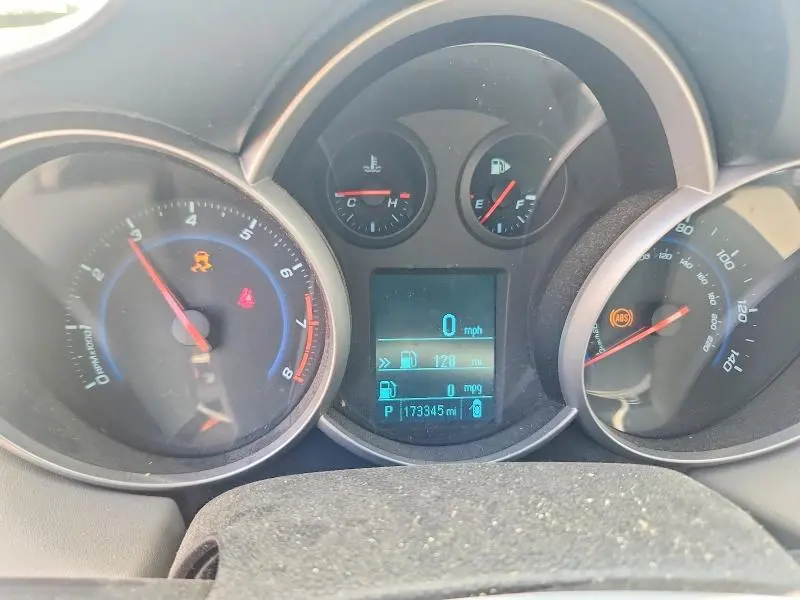 2012 CHEVROLET CRUZE LS  