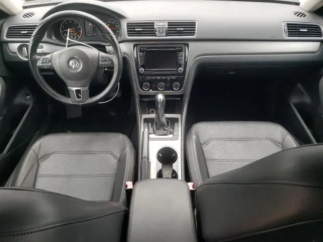 2014 VOLKSWAGEN PASSAT SE  