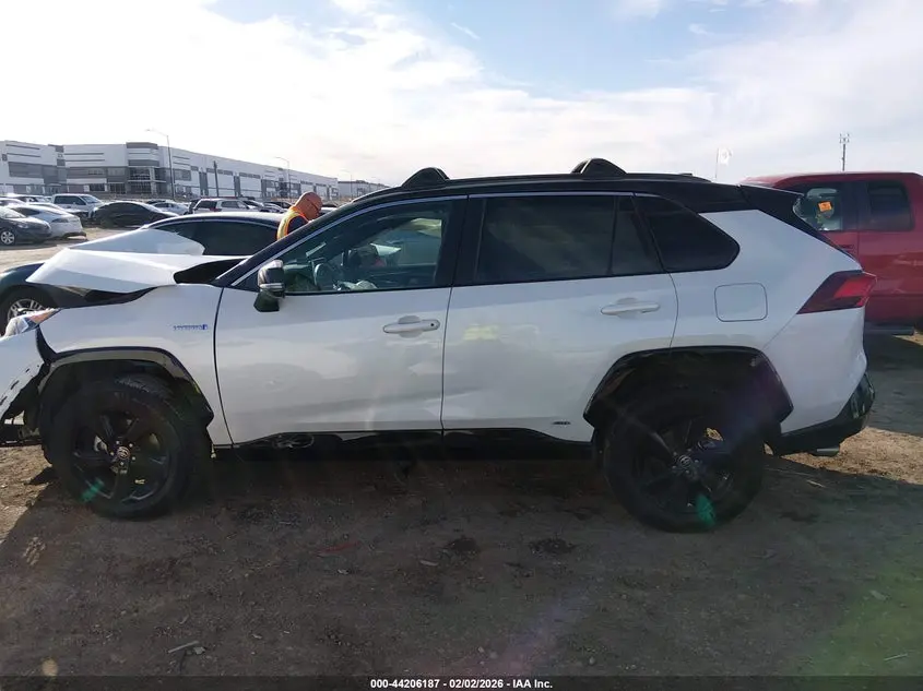 2021 TOYOTA RAV4 HYBRID XSE