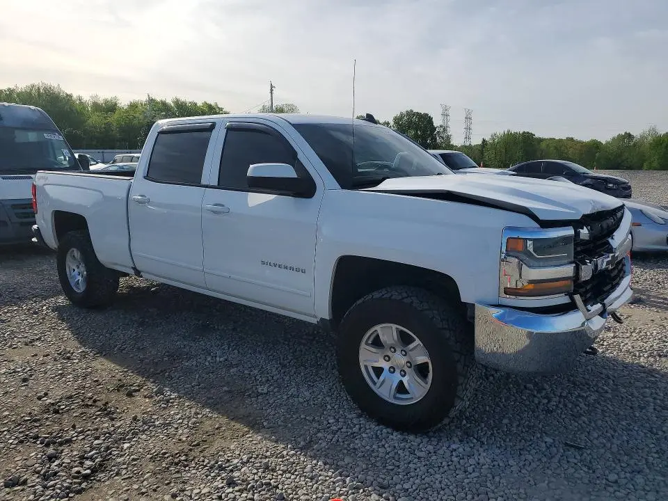 2017 CHEVROLET SILVERADO K1500 LT  