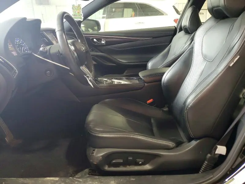 2018 INFINITI Q60 RED SPORT 400  