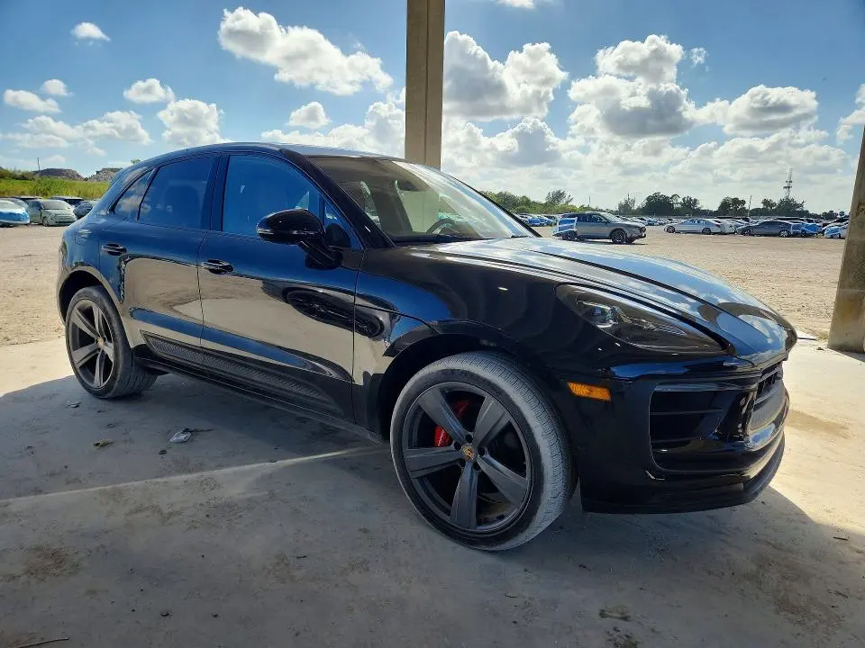 2023 PORSCHE MACAN S  